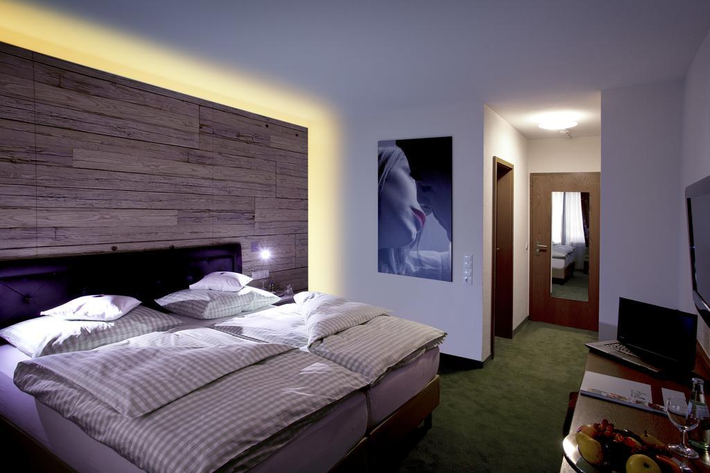 Hotel Restaurant Anna Schnelldorf Eksteriør billede